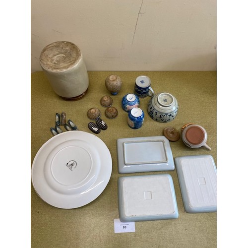 88 - Miscellaneous selection of ceramic items including Enoch Wedgewood plates - Section S7