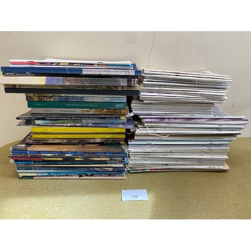 135 - Large collection of Chrisies mags/books & garden magazines- Section S4