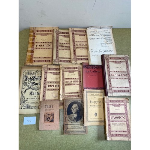 139 - Collection of vintage sheet music books - Section S4