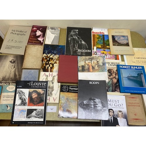 147 - Collection of vintage books - Section S3