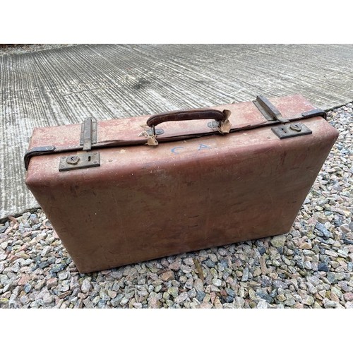 179 - Vintage Suitcase - Section S7