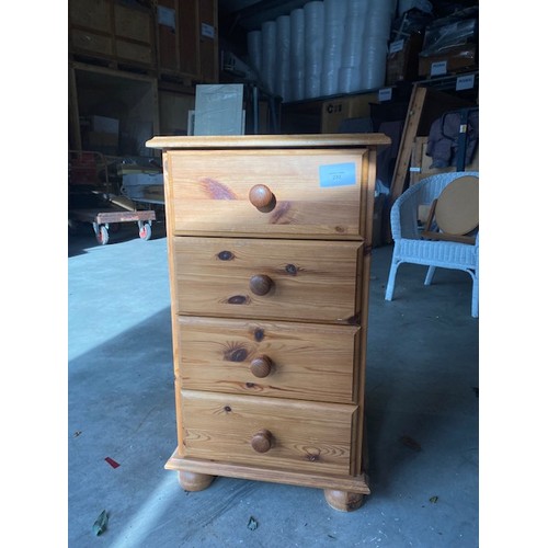 293 - 4 drawer small pine chest - Section S2