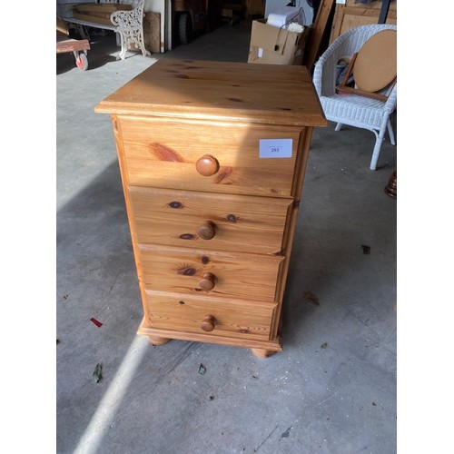 293 - 4 drawer small pine chest - Section S2