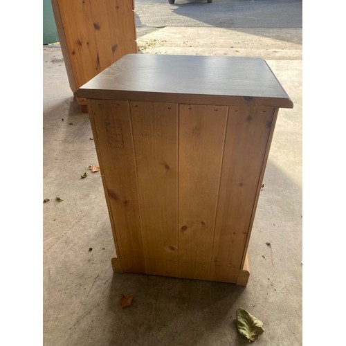 294 - Pine bedside table - Section S8