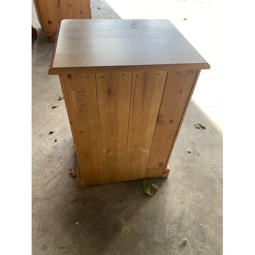 295 - Pine bedside table - Section S8