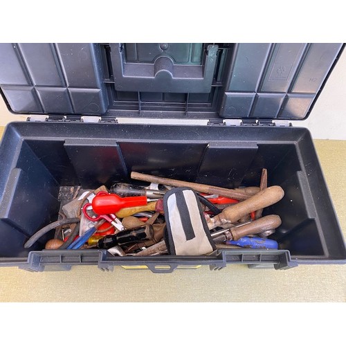 337 - Toolbox and tools - Section S2