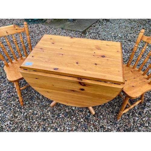 385 - Pine drop leaf table & 2 chairs - Section S12