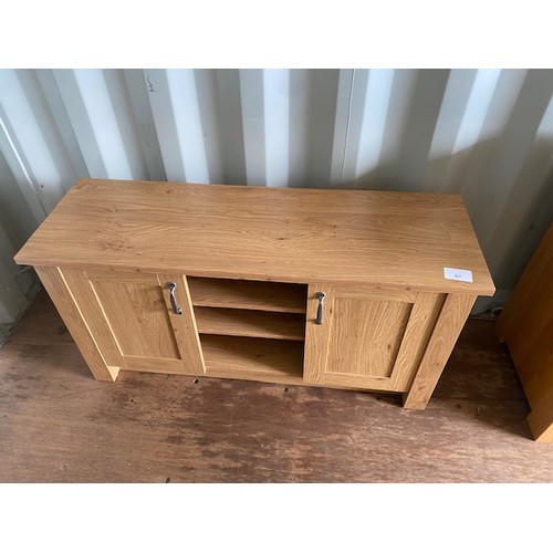 421 - Modern Tv Stand - Section S9