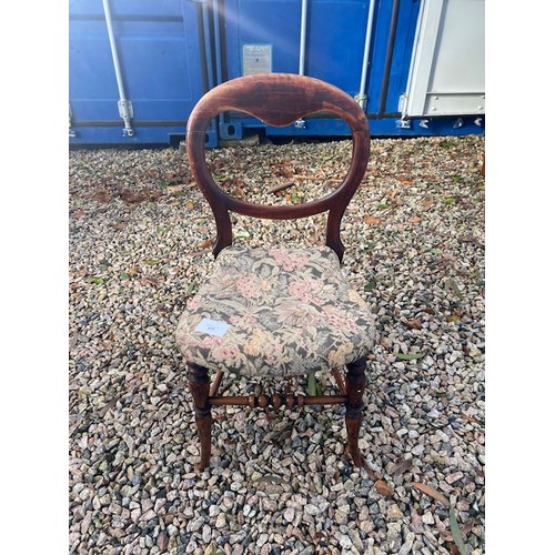 431 - Small Antique chair with a horse hair seat - Section S10