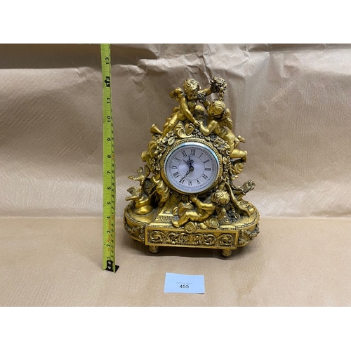 455 - Mantel clock - Section O4