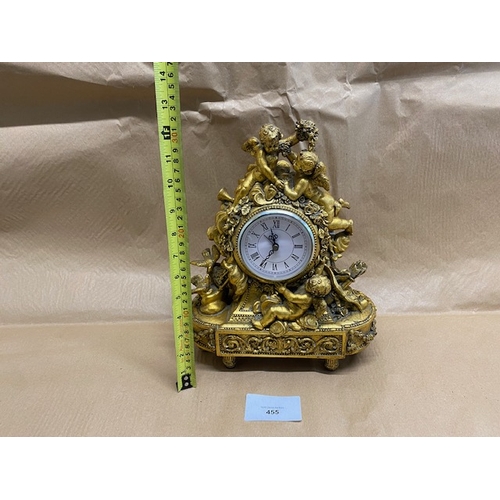 455 - Mantel clock - Section O4