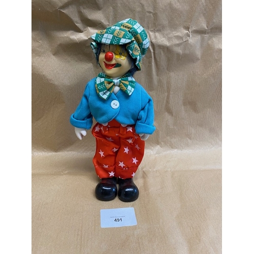 491 - Musical Clown Ornament - Section O5