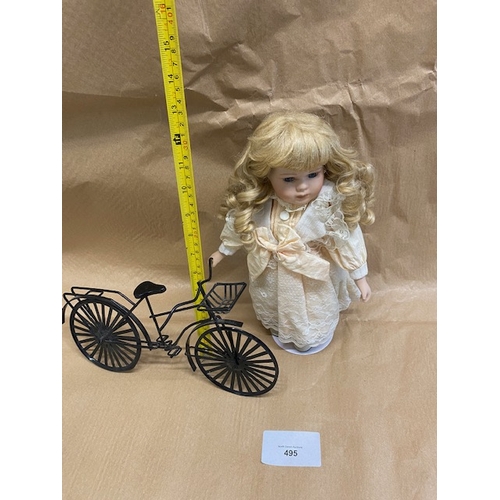 495 - Leonardo Collection Doll - Section O5