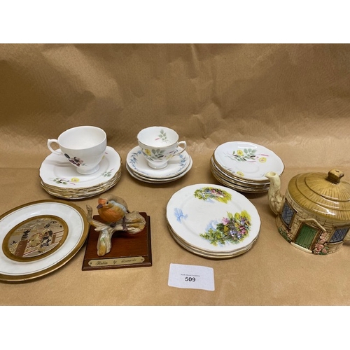 509 - Misc Cups & Saucers, Teapot & Robin- Section O7