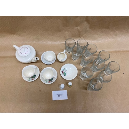 537 - Children’s tea set from the late 1950s & Shot glasses - Section O8