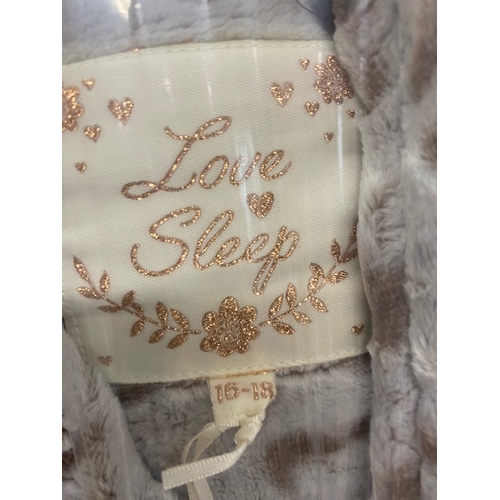 548 - Love to Sleep Dressing gown – Size 16-18– Brand new, Perfect Christmas gift- Section O9