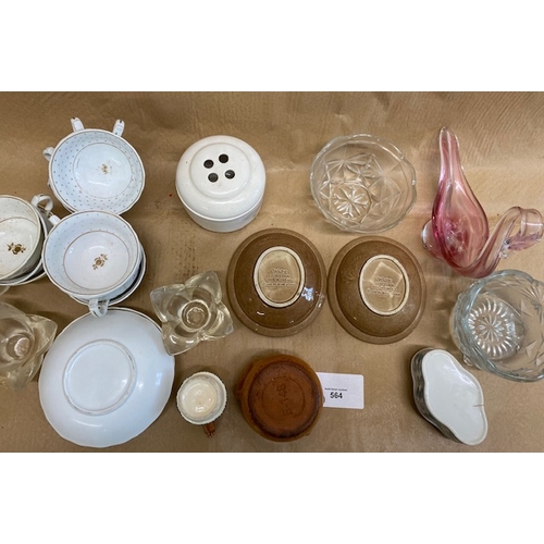 564 - Miscellaneous items including Wade Whimsies Porcelain & Old Vintage Wagon Train dish 