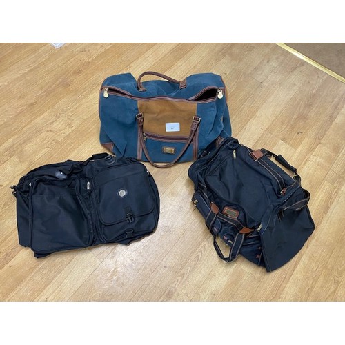 567 - 3 x Travel Bags - Section S3