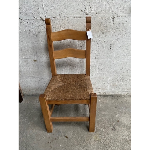 584 - Chair - Section S4