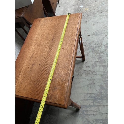 590 - Hall Table- Section S5