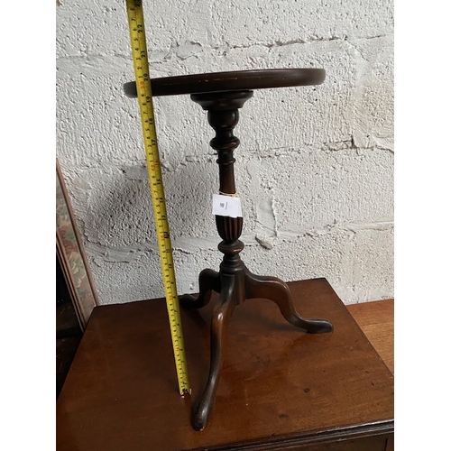 591 - Vintage leather topped plant stand - Section S5