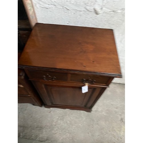 589 - Small Sideboard - Section S5