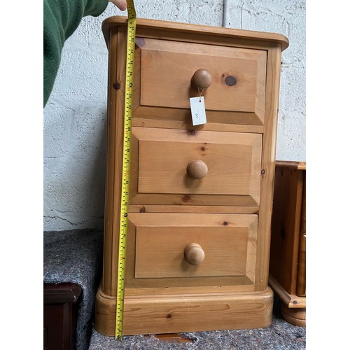 91 - Solid Pine small bedside chest with 3 drawers - Viewing Section S5