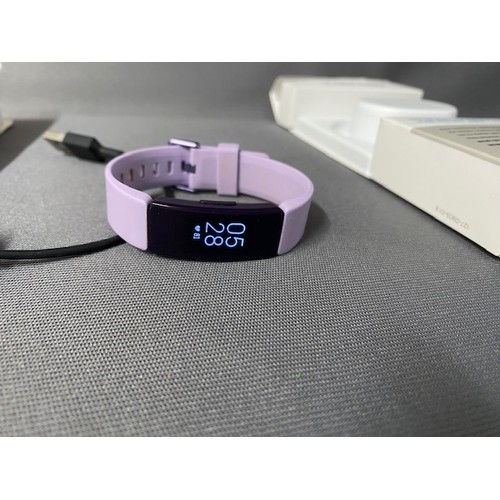 222 - Fitbit Inspire HR - Very litte use (purple) with original box - Viewing Section O1