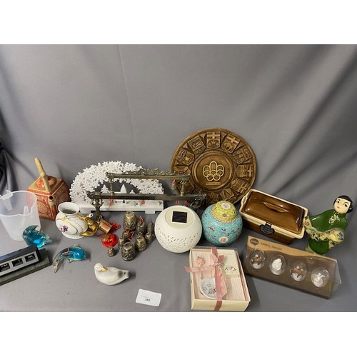 388 - Selection of various bric-a-brac - Viewing Section O9