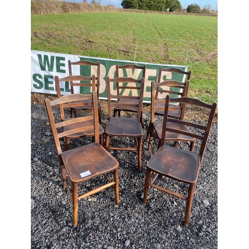 409 - 8 x Vintage Pew chairs - Viewing Section S10