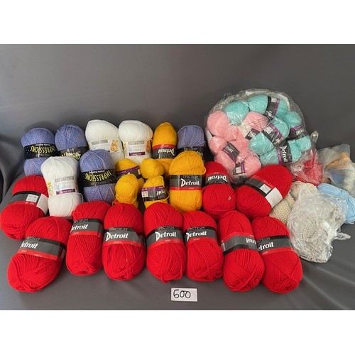 600 - Large Selection of Wool - Viewing Section S12