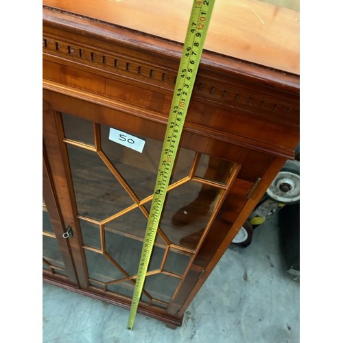 50 - Glass lockable display cabinet - Small Crack on glass - Viewing section: S5