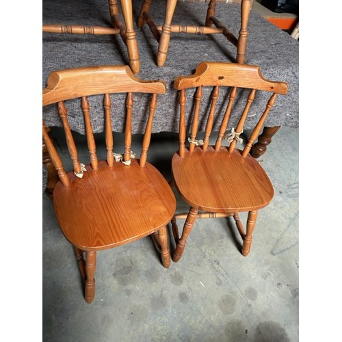 32 - 4 x Pine Chairs - Viewing section: S3