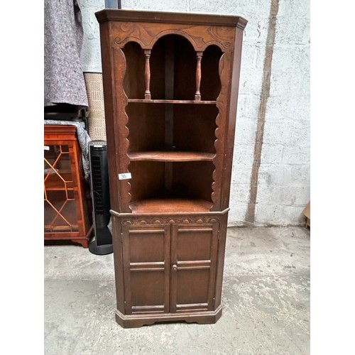 36 - Retro Solid Oak Corner Cupboard - Viewing section: S5