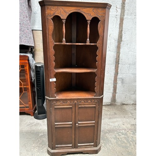 36 - Retro Solid Oak Corner Cupboard - Viewing section: S5