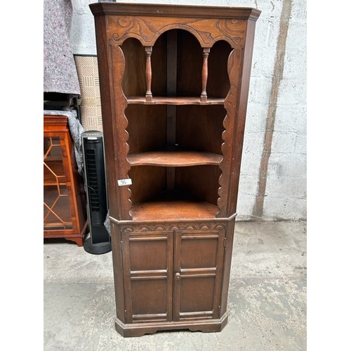 36 - Retro Solid Oak Corner Cupboard - Viewing section: S5