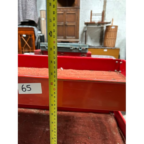 65 - 1 x Red tool trolly - Viewing section: S6