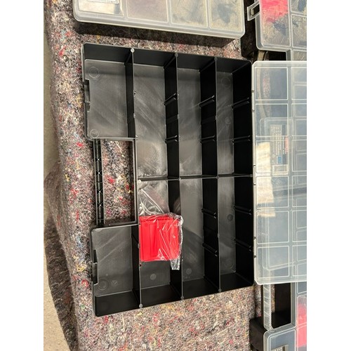 170 - Brand New Organizer box x 5 - Viewing section: O22