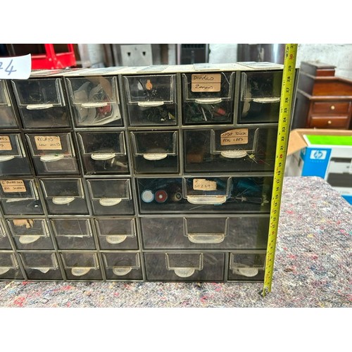 174 - Drawers full of model railway electronic parts - Viewing section: O21