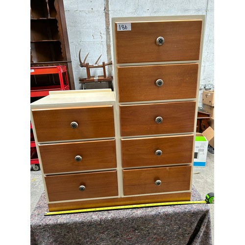 186 - Chest of drawers - Viewing section: S11