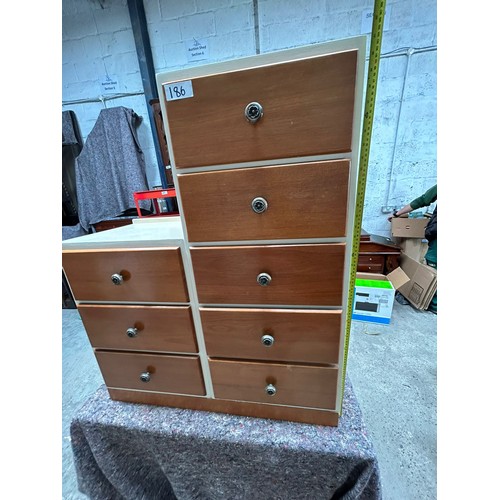 186 - Chest of drawers - Viewing section: S11