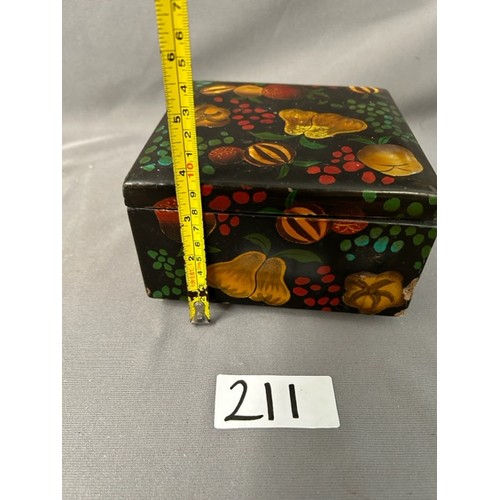 211 - Japanese Lacquered Box & Costume Jewelry - Viewing section: O1