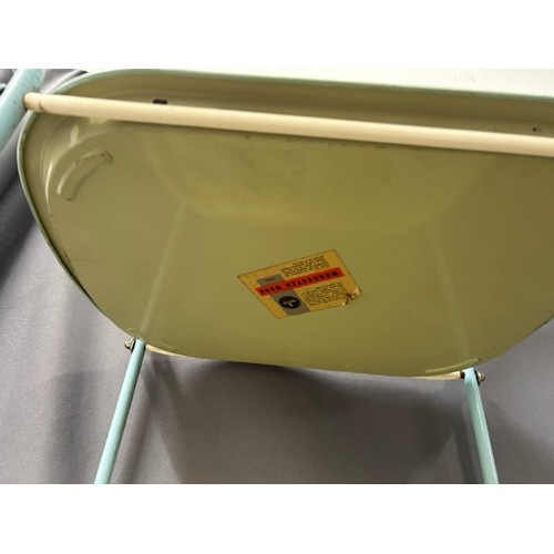 221 - Disney Worcester Ware Child's Trolly - Made In great Britain, Depicting the 