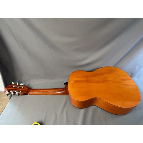 536 - Musima Resinata Spanish Guitar 1970s - Viewing section: O29