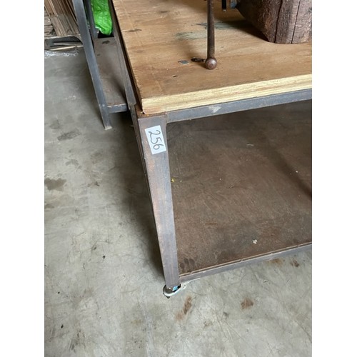 256 - Large Wood top Workbench  - Viewing section: Building (if you wish to view this item, please let us ... 