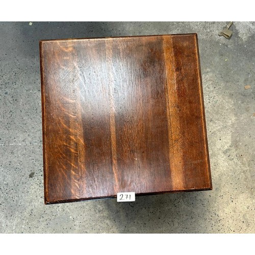 271 - Dark wood table - Viewing section: S6