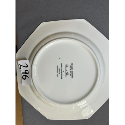 296 - Eternal Beau - Plates, Bowls, Side plates and placemats - Viewing section: O11