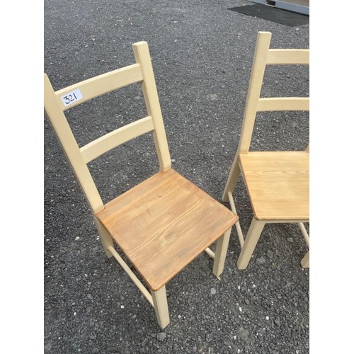 321 - 4 X Ikea Chairs - Viewing section: S10