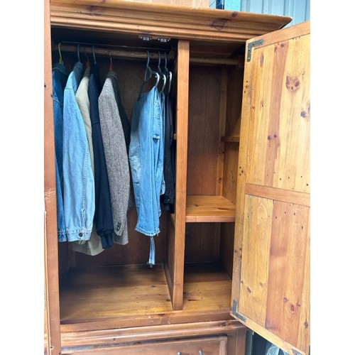 340 - Pine wardrobe with drawers - Viewing section: S1