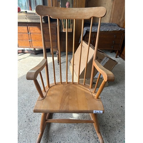 343 - Wooden rocking chair - Viewing section: S10